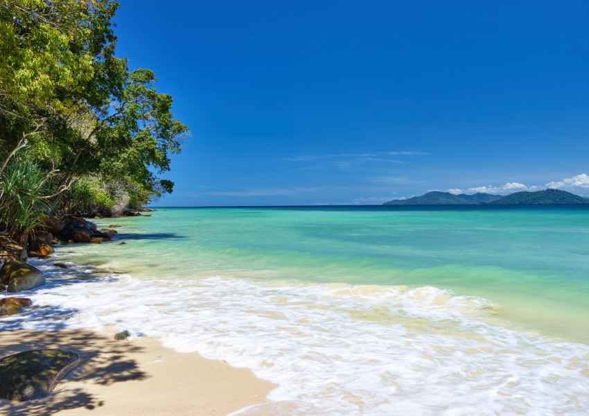 Finding Paradise at Tunku Abdul Rahman Marine Park in Kota Kinabalu