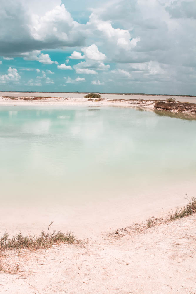 Las Coloradas aren't just pink - there are also turqouise lakes in the area!