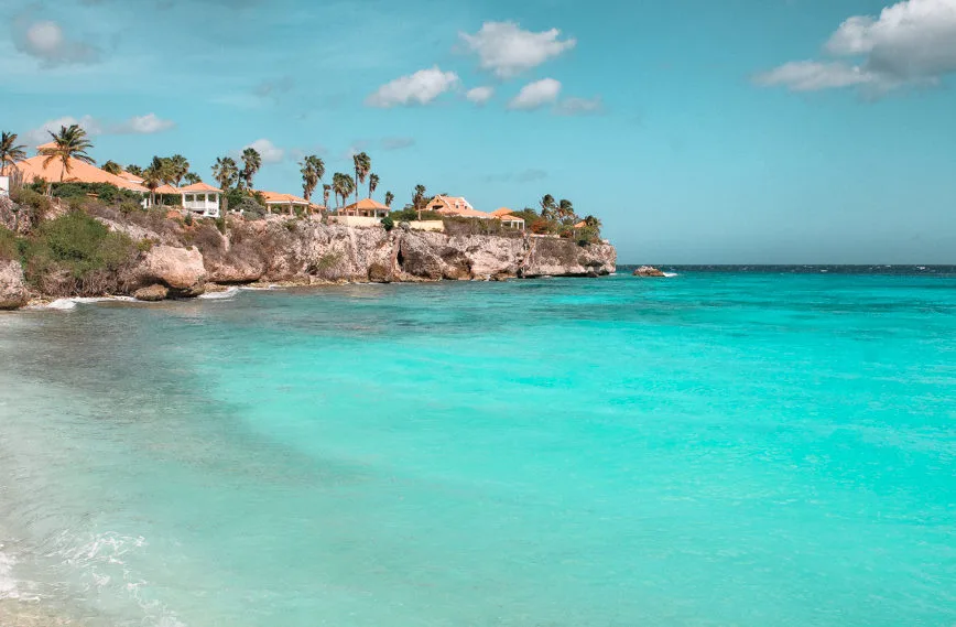 where is curacao located