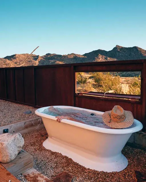 where to stay when visiting joshua tree