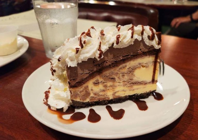 12 Best Restaurants in Anchorage, Alaska No Hurry To Get Home