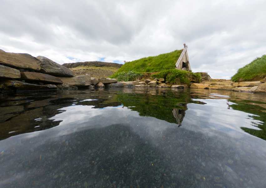 Tips For Visiting Hrunalaug Hot Springs - Iceland Trippers