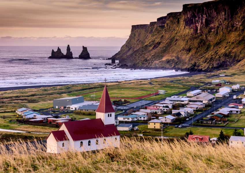 Worst Time to Visit Iceland (Why and When to Go Instead) No Hurry To