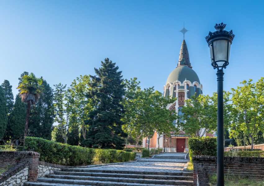 things to do in madrid alone