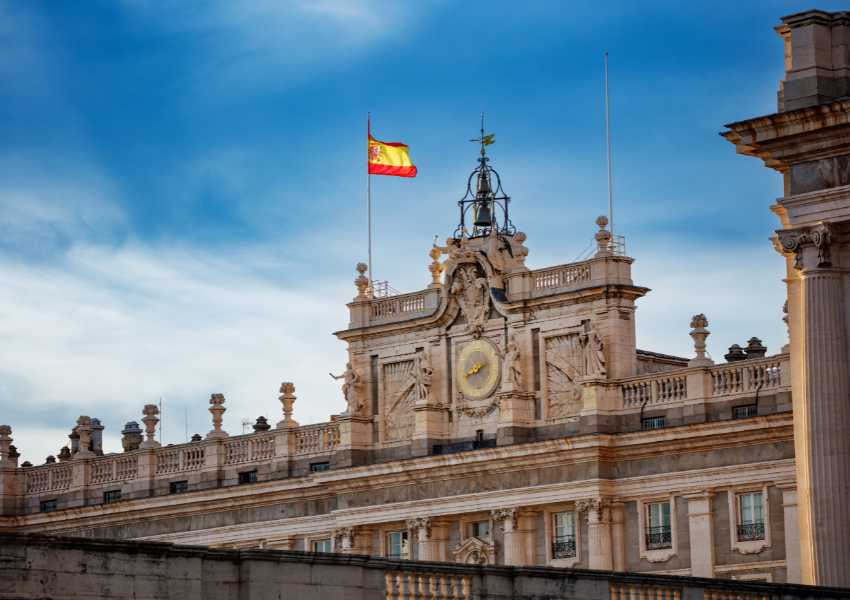 things to do in madrid alone