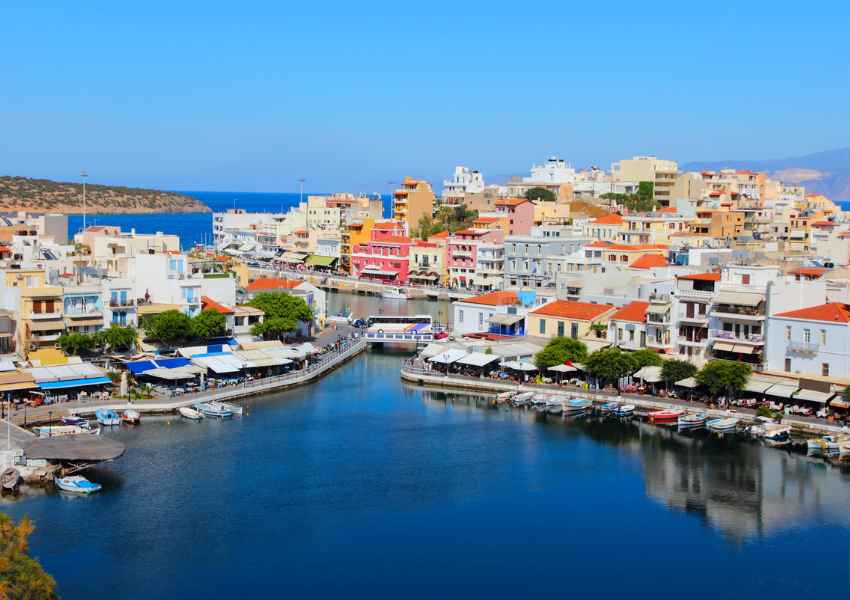 Driving as a Tourist in Crete, Greece: 5 Useful Tips!