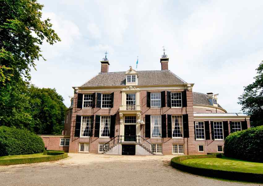 castles near amsterdam