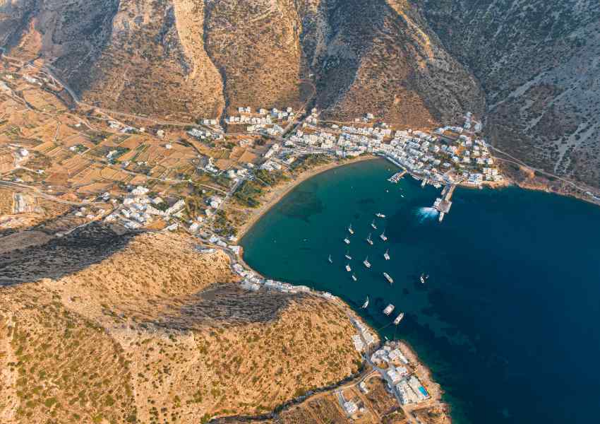 The Ultimate Greek Islands Itinerary for 2024 (5, 7, 9, 10, 14, and 20 days!)