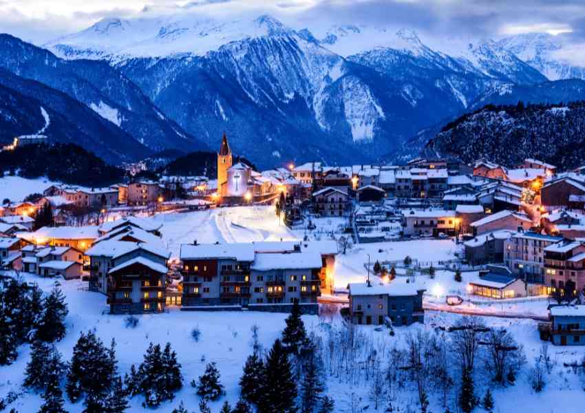 Exploring Family-Friendly Ski Holidays in France