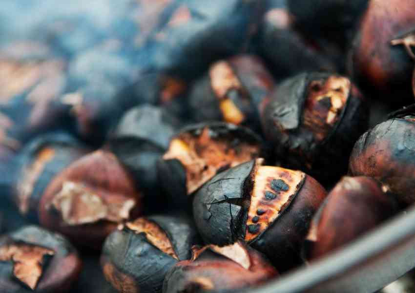 What to Eat at a Christmas Market in Germany