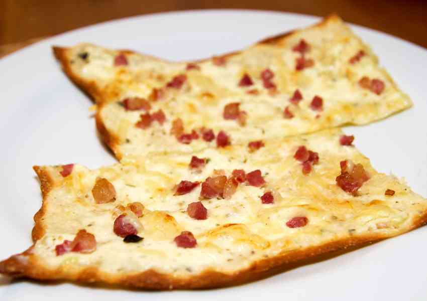 What to Eat at a Christmas Market in Germany