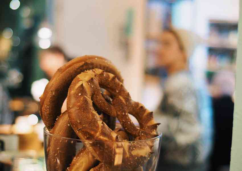 What to Eat at a Christmas Market in Germany